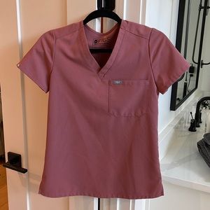 Figs scrub top- mauve color
